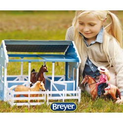 Breyer Classics - Establo con puesto de lavado