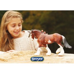 Breyer Traditional 1:9 - Sshameless Champion Arabian